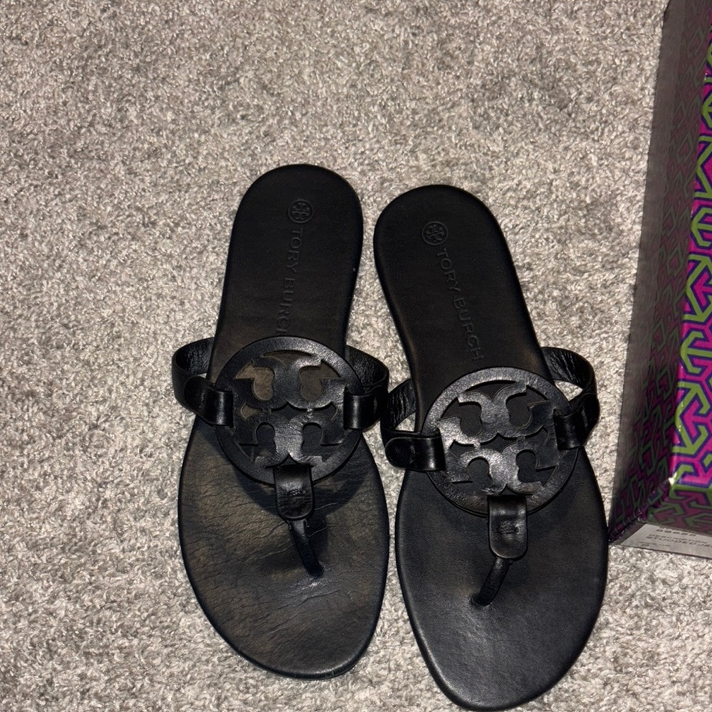 Tory Burch Black Sandals Classic Design